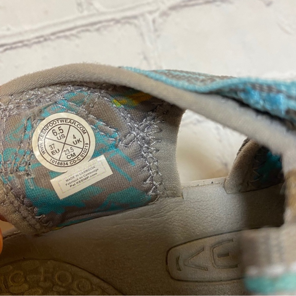 Keen Sandals - Picture 5 of 8